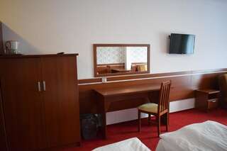 Отели типа «постель и завтрак» Górska Dolina Строне-Слёнске Трехместный номер-11